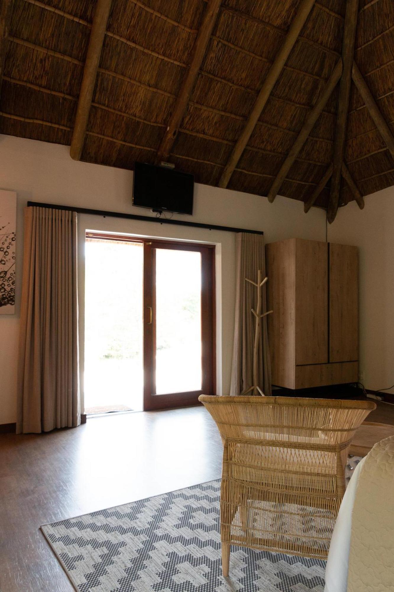 Mologa River Lodge Rust de Winter Dış mekan fotoğraf